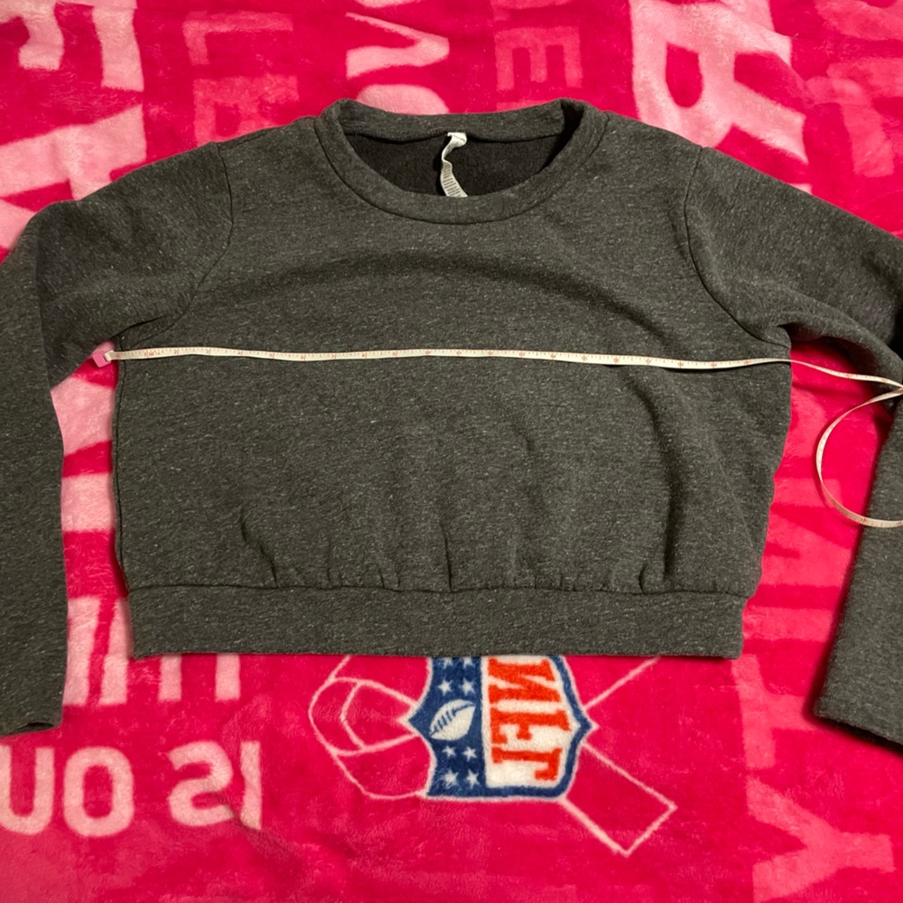ALO Yoga Elite Long Sleeve Top - Crop To It In Dark Gray Size Large